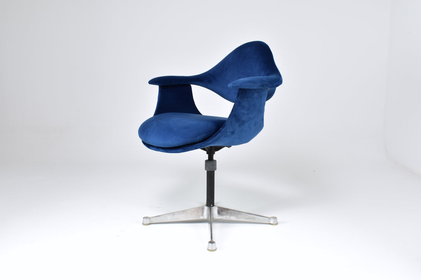 Fauteuil en velours et aluminium par George Nelson, États-Unis, années 1964