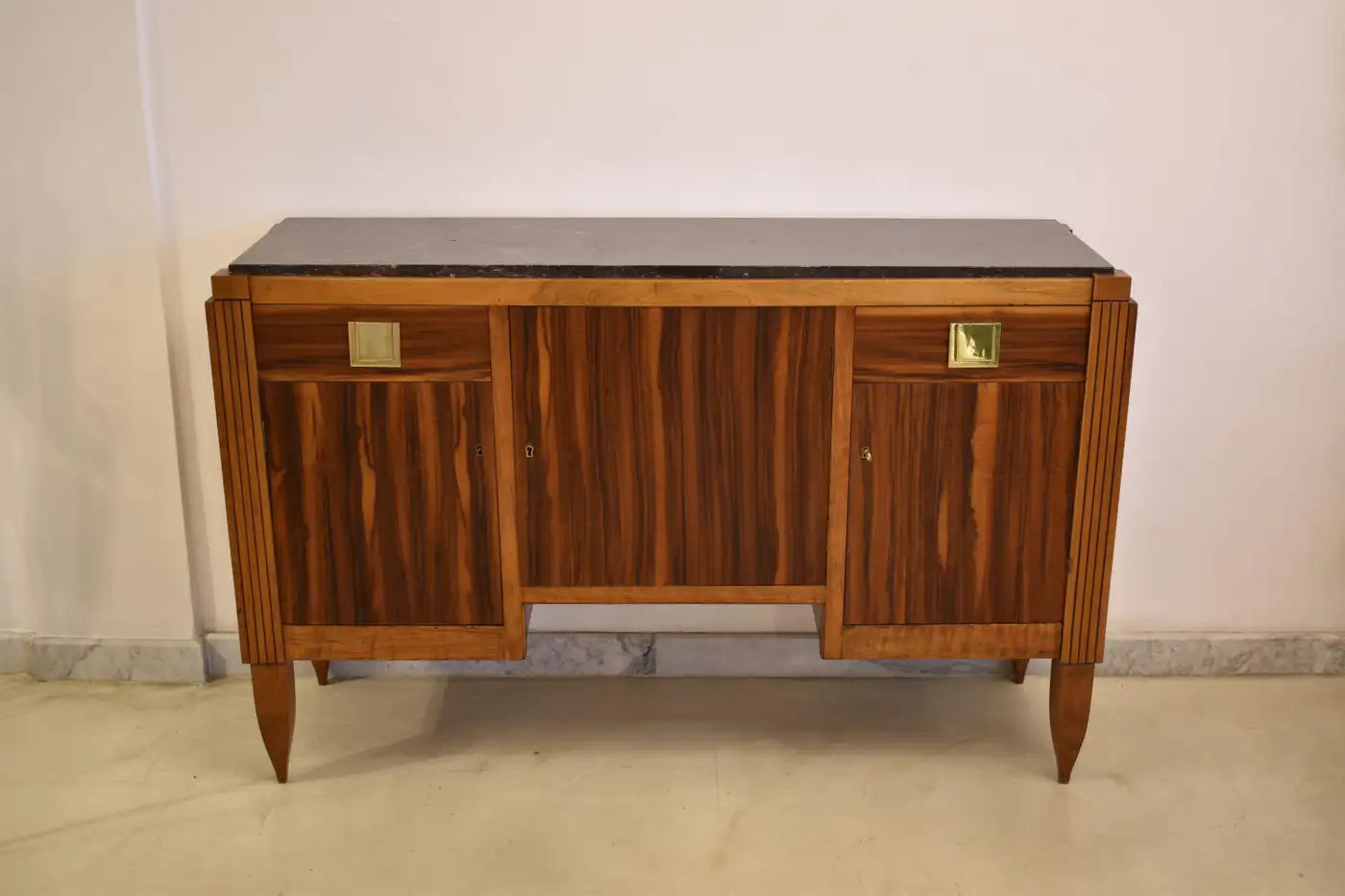 Buffet en bois français des années 1930 par André Sornay