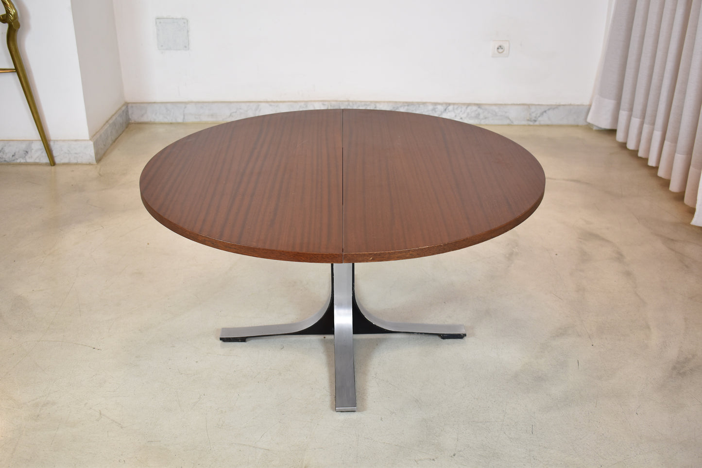 1970's Italian Extendable Wooden Dining Table by Osvaldo Borsani