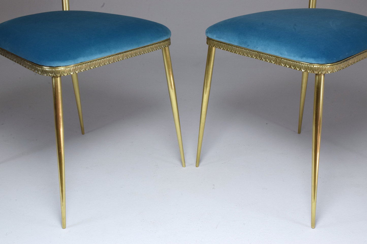 20th Century Pair of Italian Vintage Brass Swan Chairs, 1950s - Spirit Gallery 