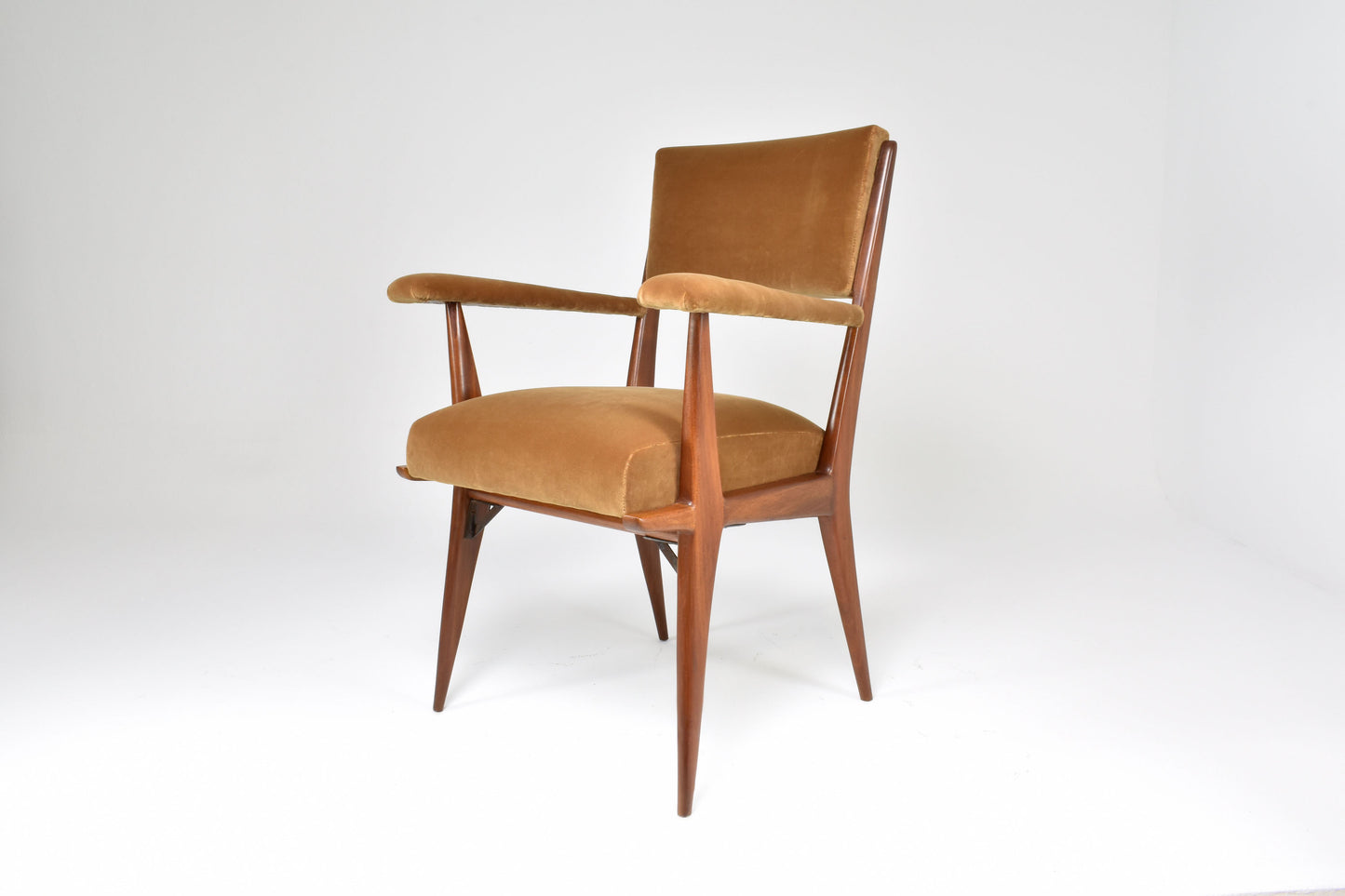 Fauteuil italien des années 1950 par Silvio Cavatorta